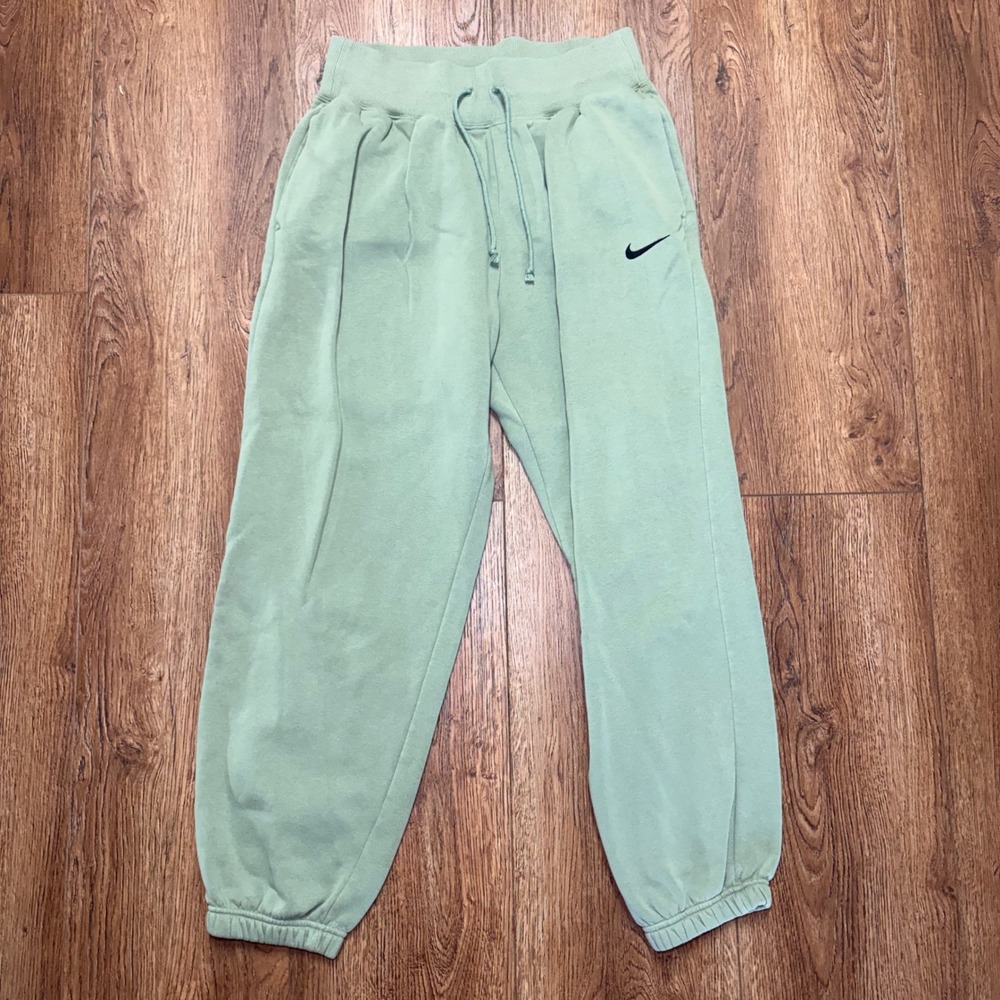 Nike Phoenix Fleece Womens M High Waisted Sweatpants Sage Green DQ5887-386 Baggy